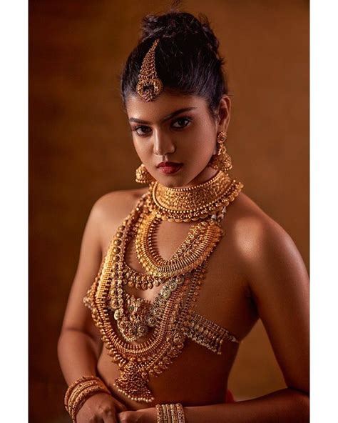 nude indian model